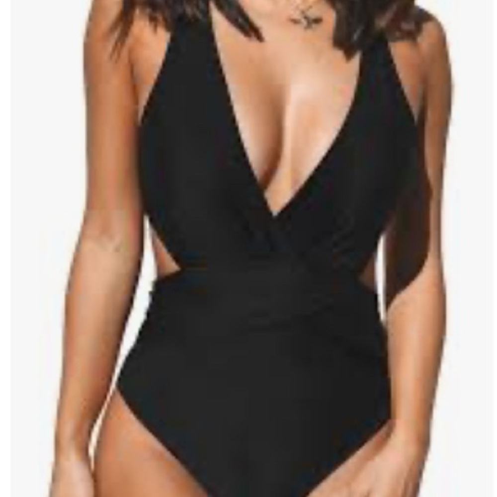 Cupshe Black Plunge Swimsuit
